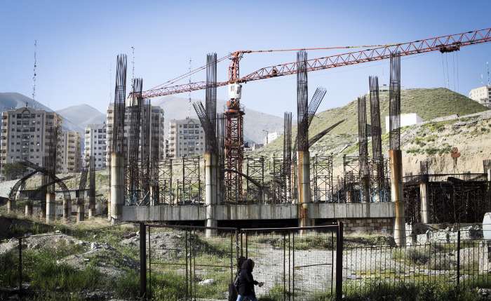 پروژه های نیمه کاره ساختمانی در تهران